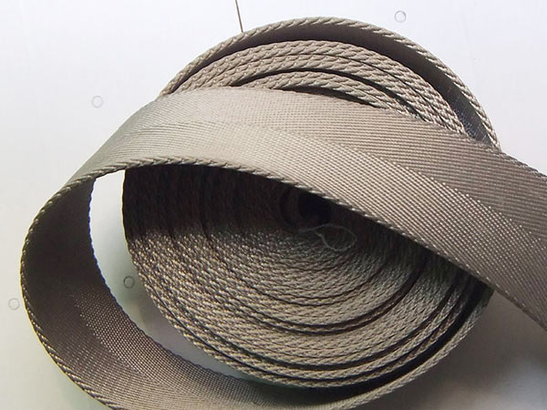 扁平吊帶在使用的過程中要避免打結的情況出現